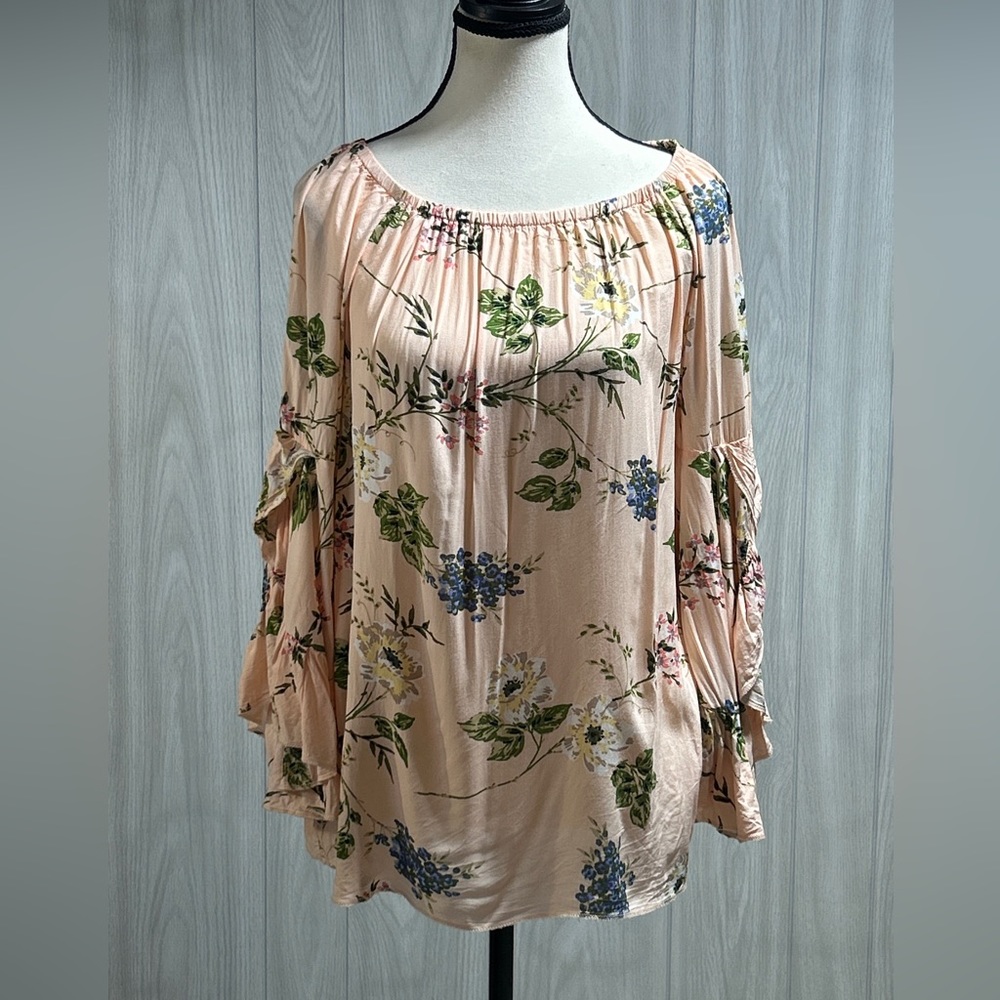 Fever Floral Peasant Blouse With Ruffled Sleeve Size Small